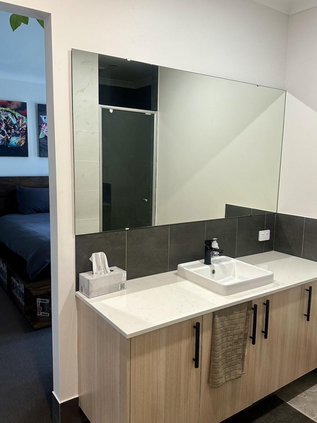 Master Bedroom Beechboro Perth Exterior foto